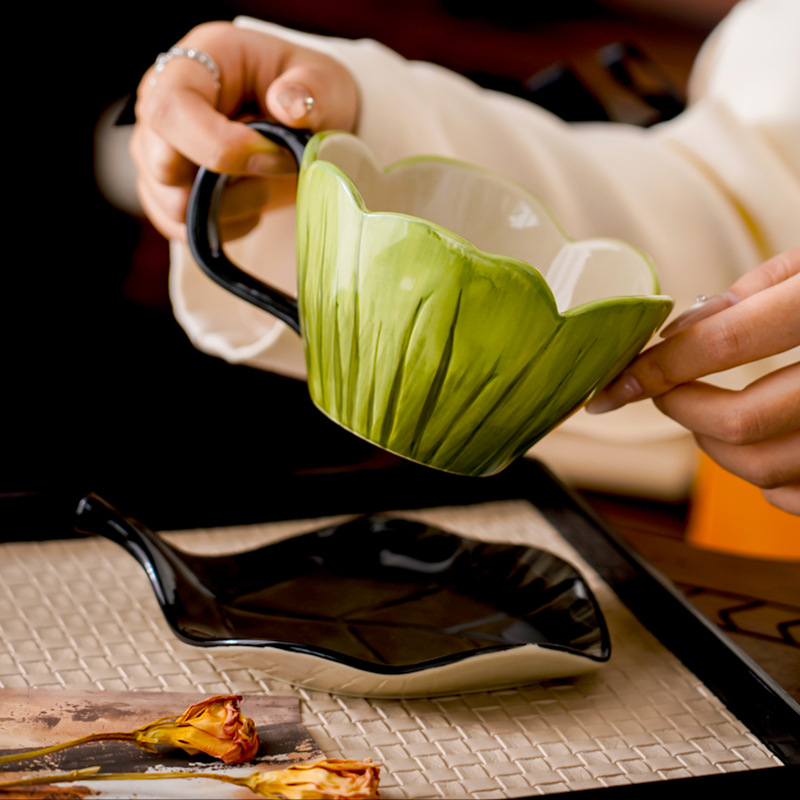 Unregelmäßige handbemalte Kaff – Coffee Tea And Leaf Bewertung und Preis